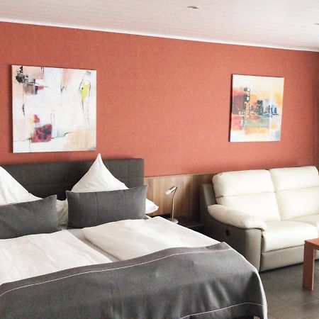 Haus Schieferstein Hotel Dahlem  ภายนอก รูปภาพ