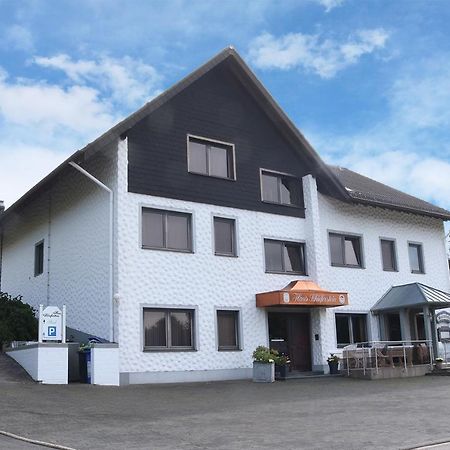 Haus Schieferstein Hotel Dahlem  ภายนอก รูปภาพ