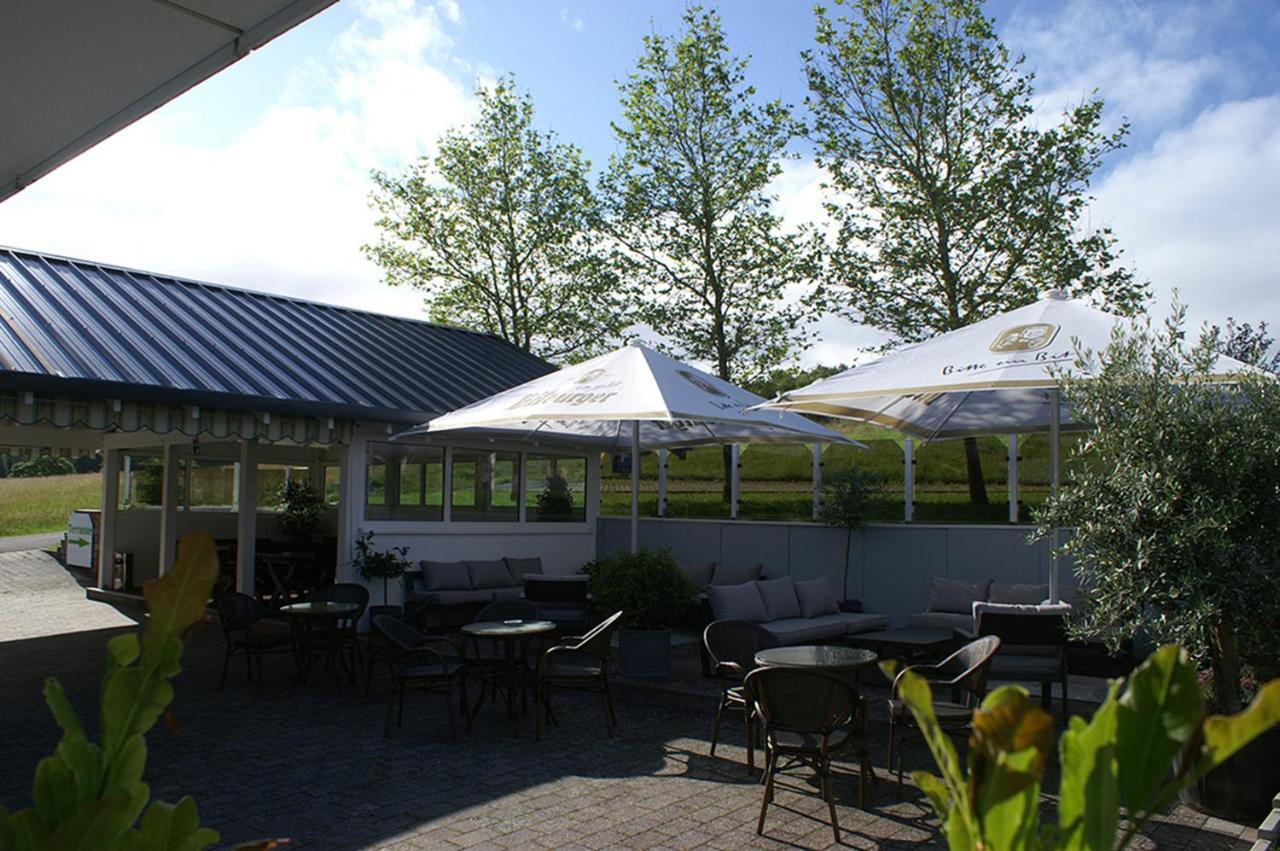 Haus Schieferstein Hotel Dahlem  ภายนอก รูปภาพ