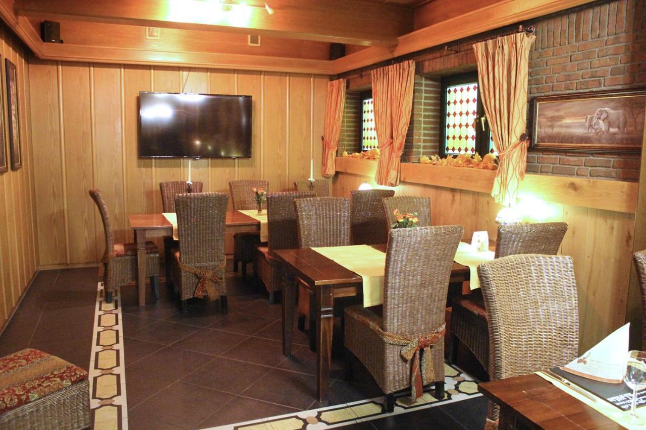 Haus Schieferstein Hotel Dahlem  ภายนอก รูปภาพ
